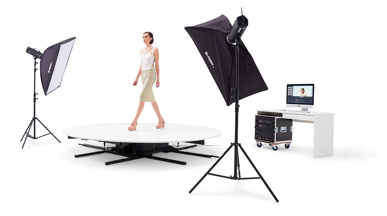 PhotoRobot CATWALK בפעולה עם אורות סטודיו וחבילת תוכנה _controls