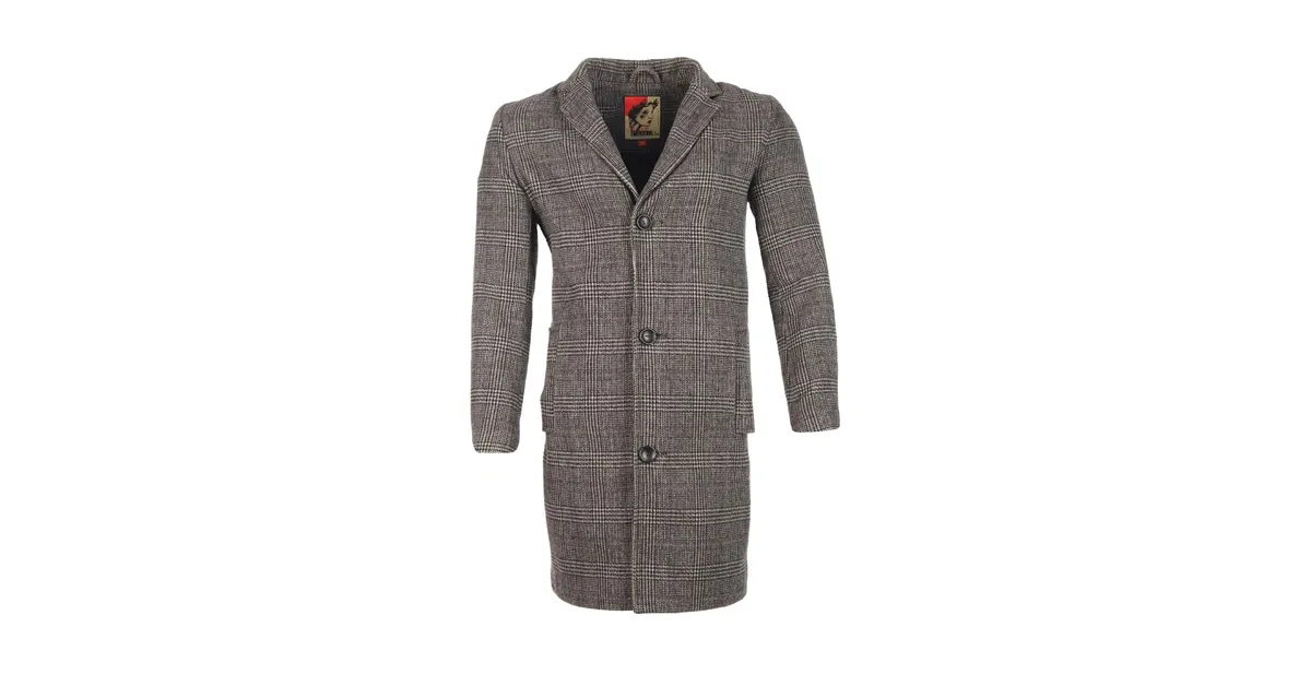 Efecto "maniquí invisible" en el peacoat de los hombres.
